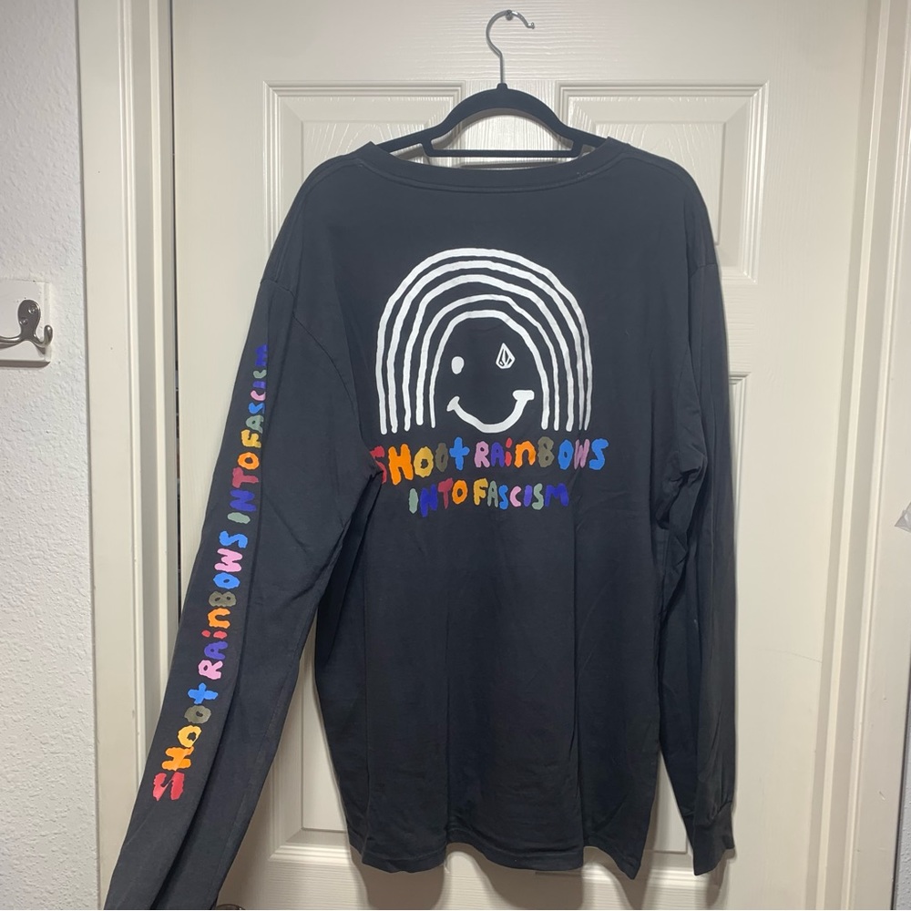 Volcom shirts